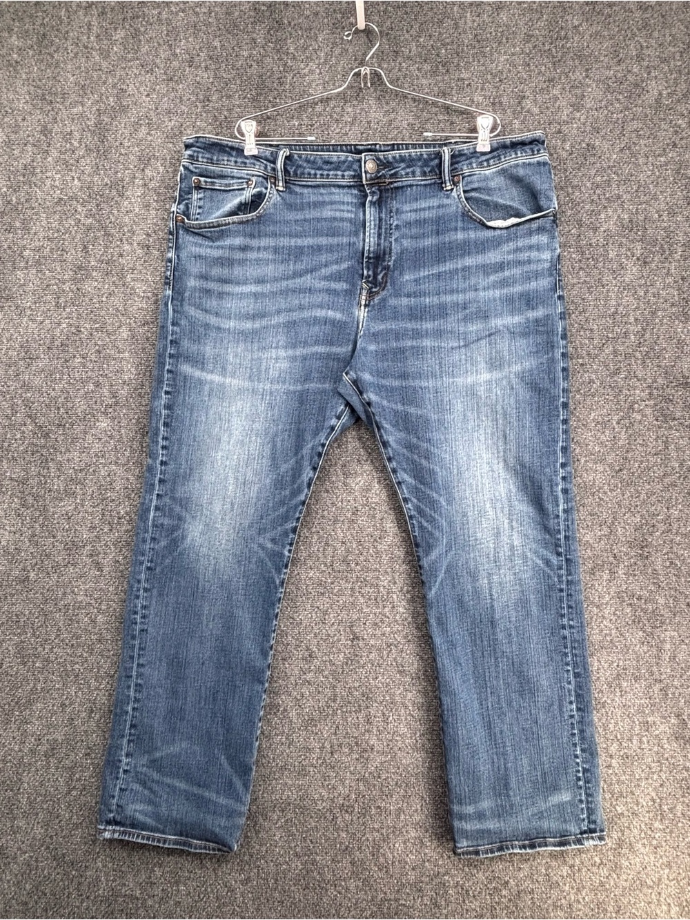 American Eagle Next Level Relaxed Straight Leg Distressed Jeans Men’s 42 X30*